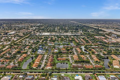 Tiny photo for 3529 Englewood Drive #321, Lake Worth, FL 33467 (MLS # R11157628)
