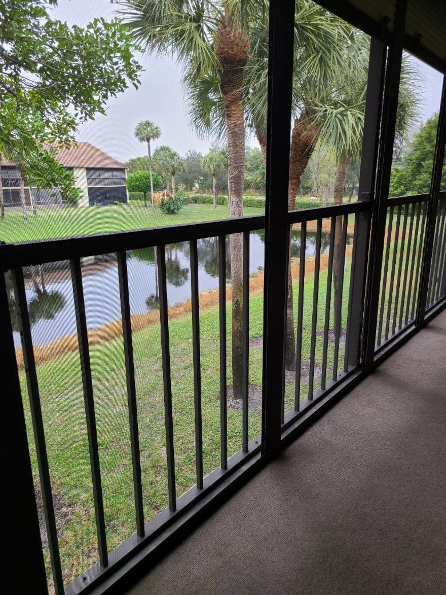 GREAT 2/2 CONDO WITH LAKE VIEW. MINT CONDITION, SPLIT FLOOR PLAN, EAT IN KITCHEN WITH PASS THROUGH TO FORMAL DINING/LIVING AREA, SLIDERS FROM LIVING ROOM AND MASTER BEDROOM LEAD TO LARGE SCREEN PATIO THAT OVERLOOKS THE LAKE. HOA FEES INCLUDING WATER, CABLE, AND BUILDING EXTERIOR MAINTENANCE.