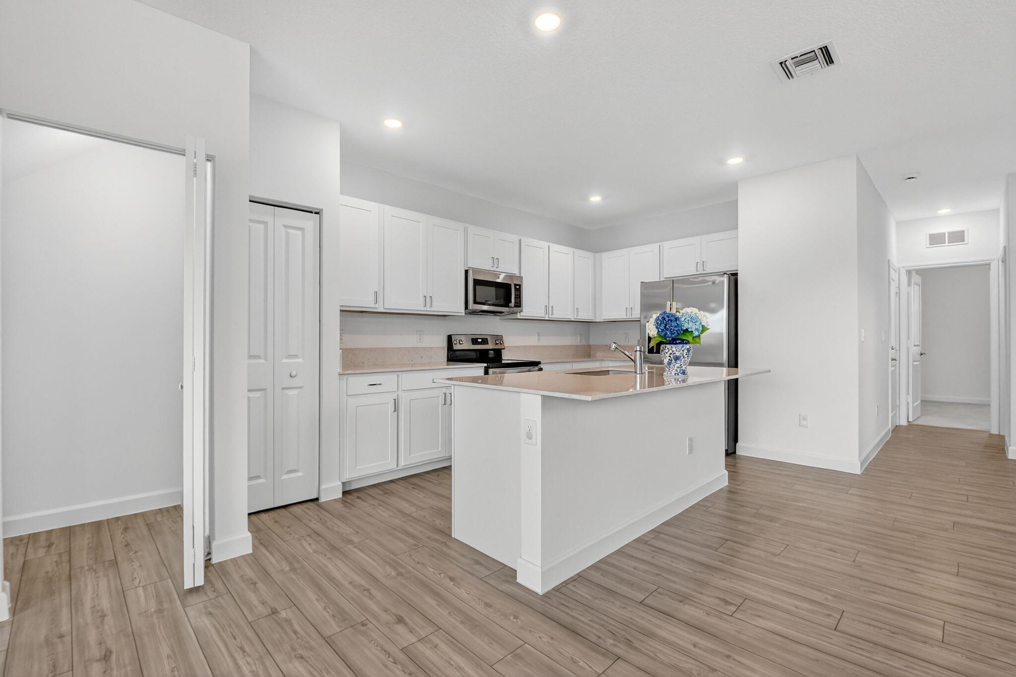 HEATHWOOD RESERVE PUD - Residential Lease