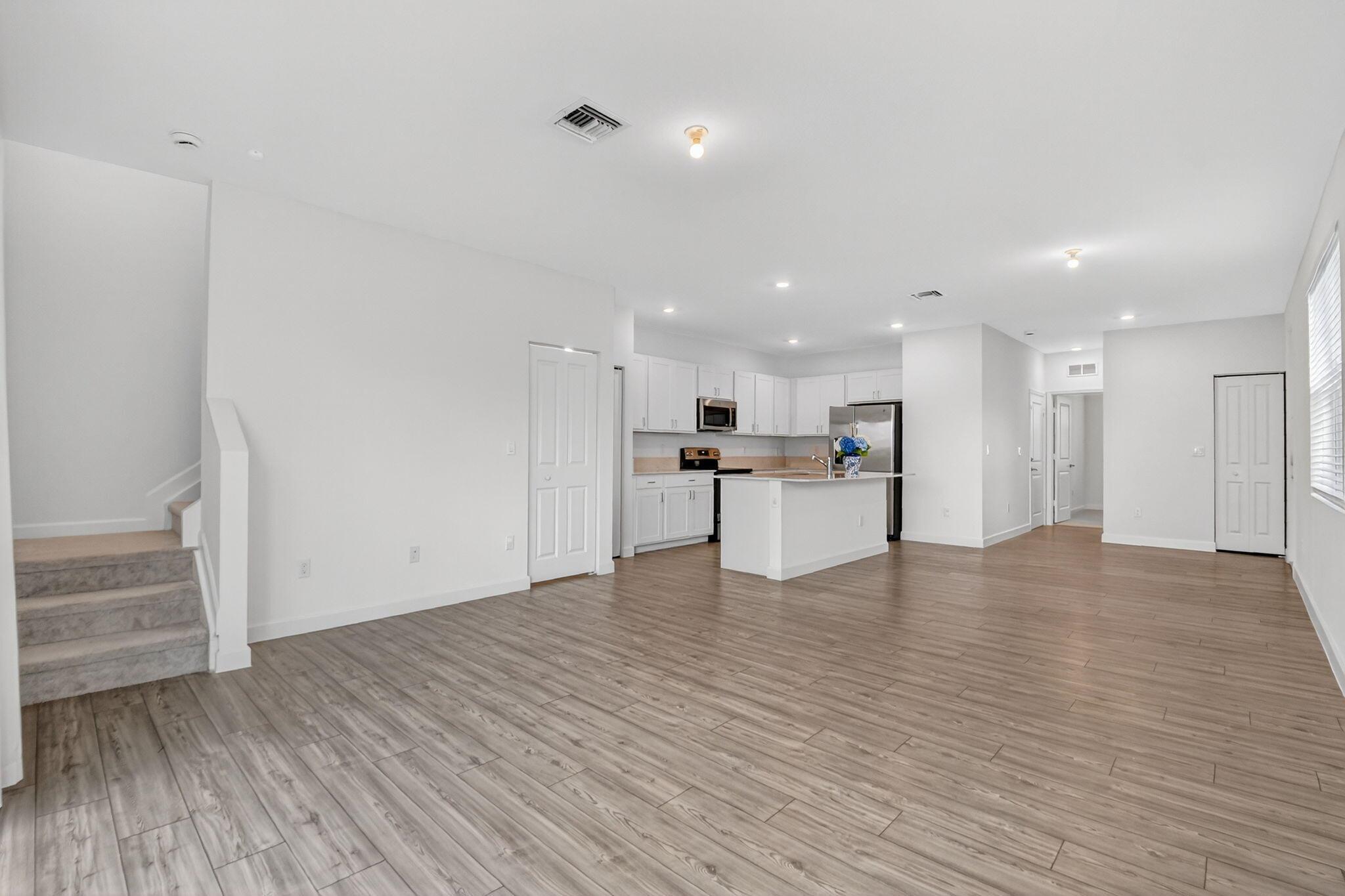 HEATHWOOD RESERVE PUD - Residential Lease