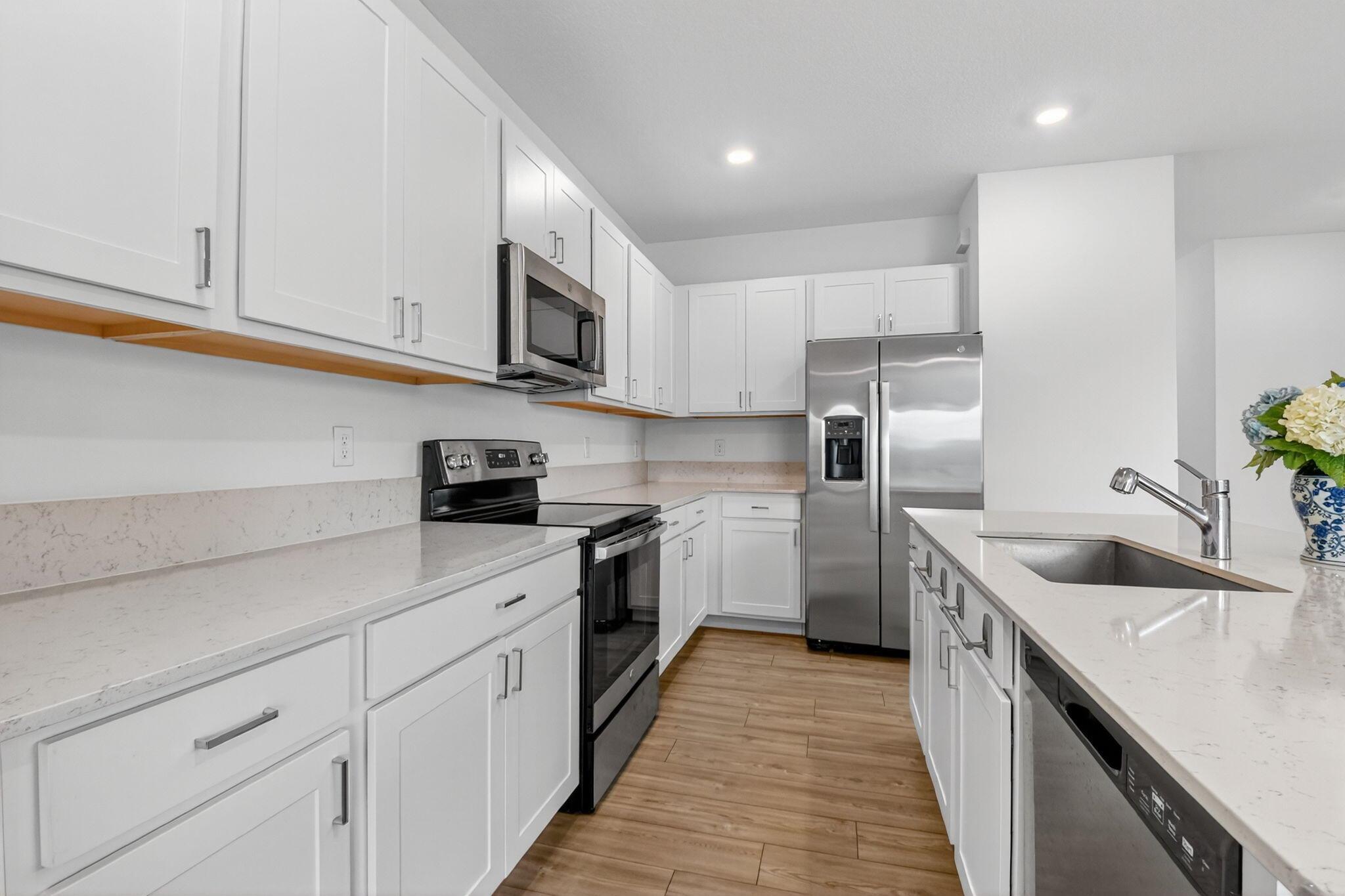 HEATHWOOD RESERVE PUD - Residential Lease