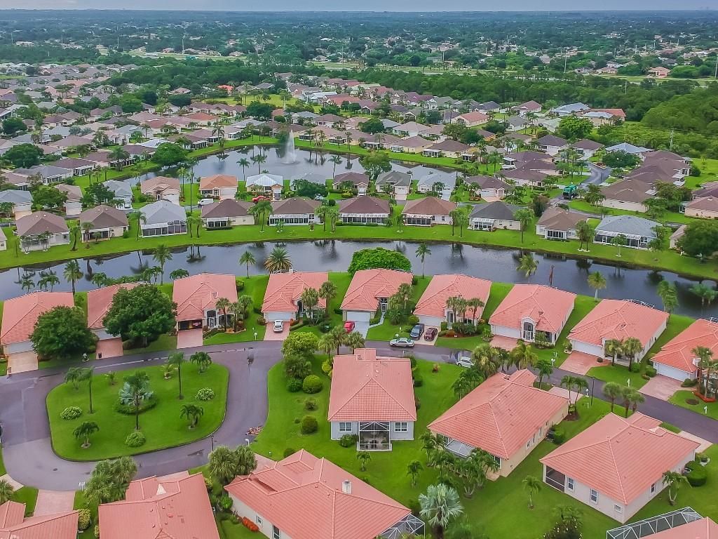 Photo of 589 NW Lambrusco Dr, Port Saint Lucie, FL 34986 (MLS # F10297176)