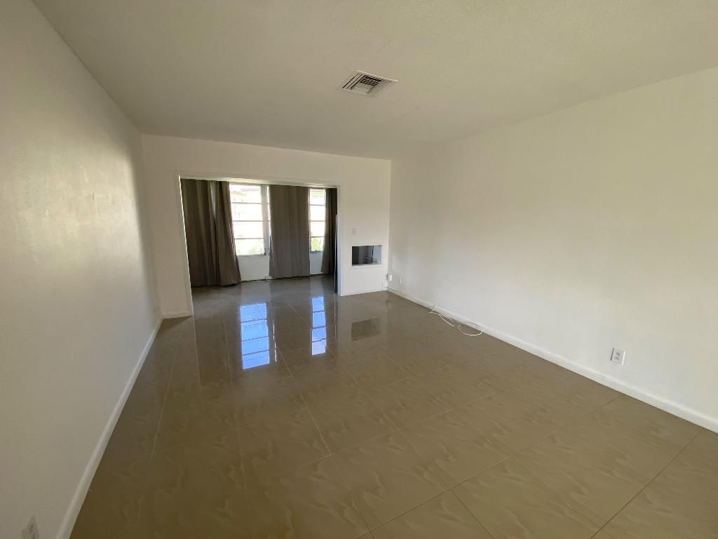 Photo of 125 W Hidden Valley Boulevard W #12, Boca Raton, FL 33487 (MLS # R11066031)