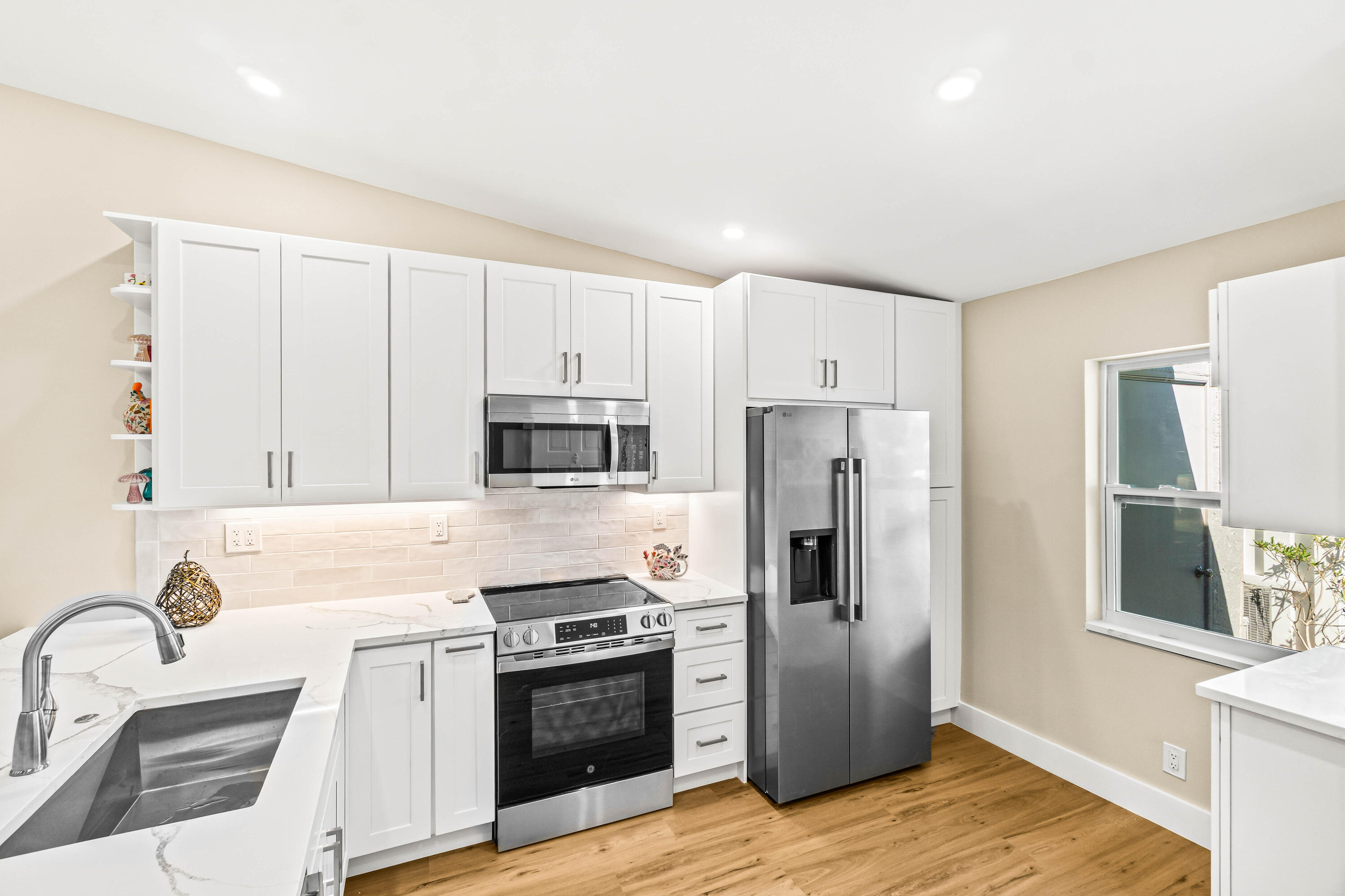 WHISPER WALK CONDOS - Residential