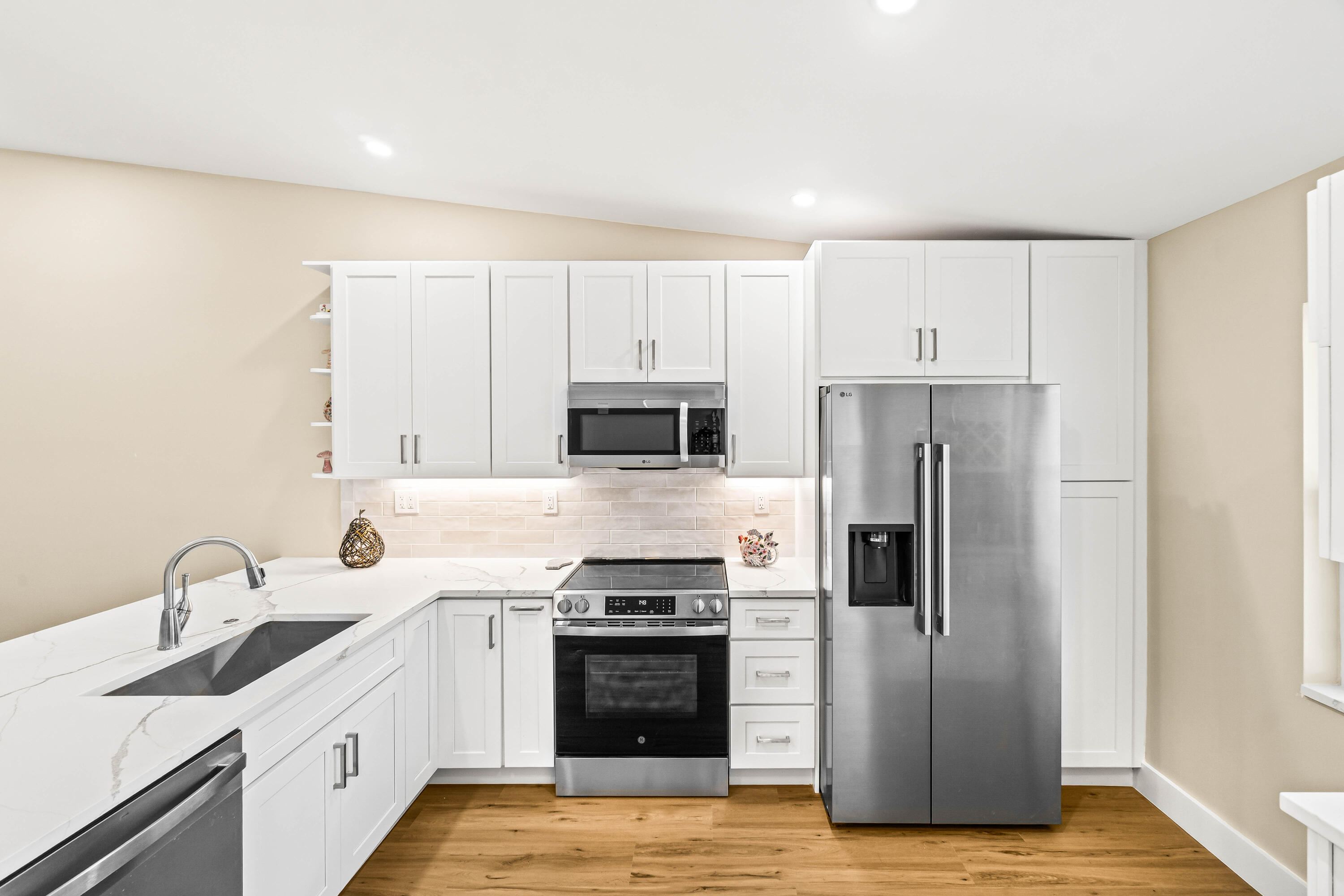 WHISPER WALK CONDOS - Residential