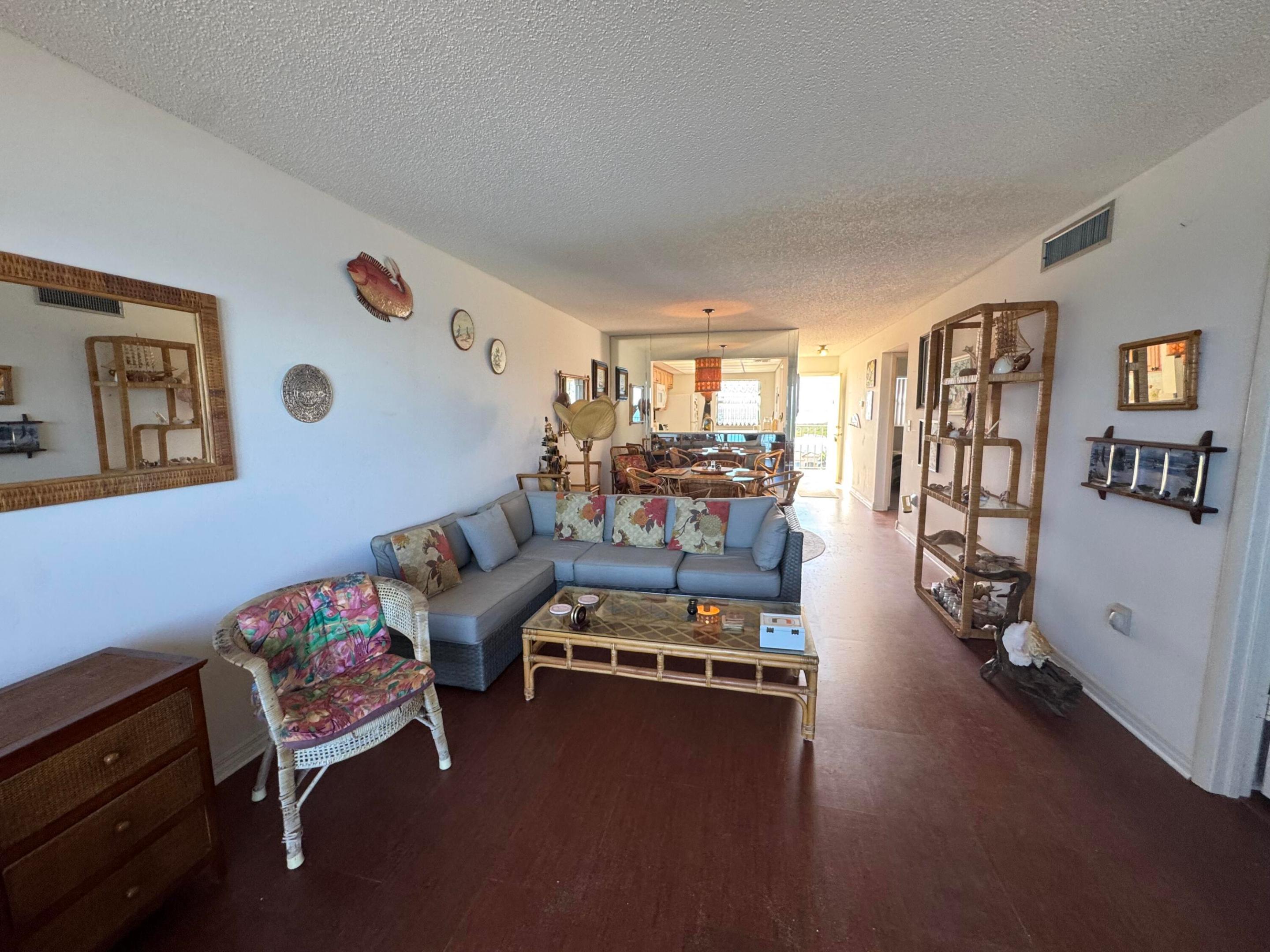 SAND DOLLAR VILLAS CONDOMINIUM B - Residential