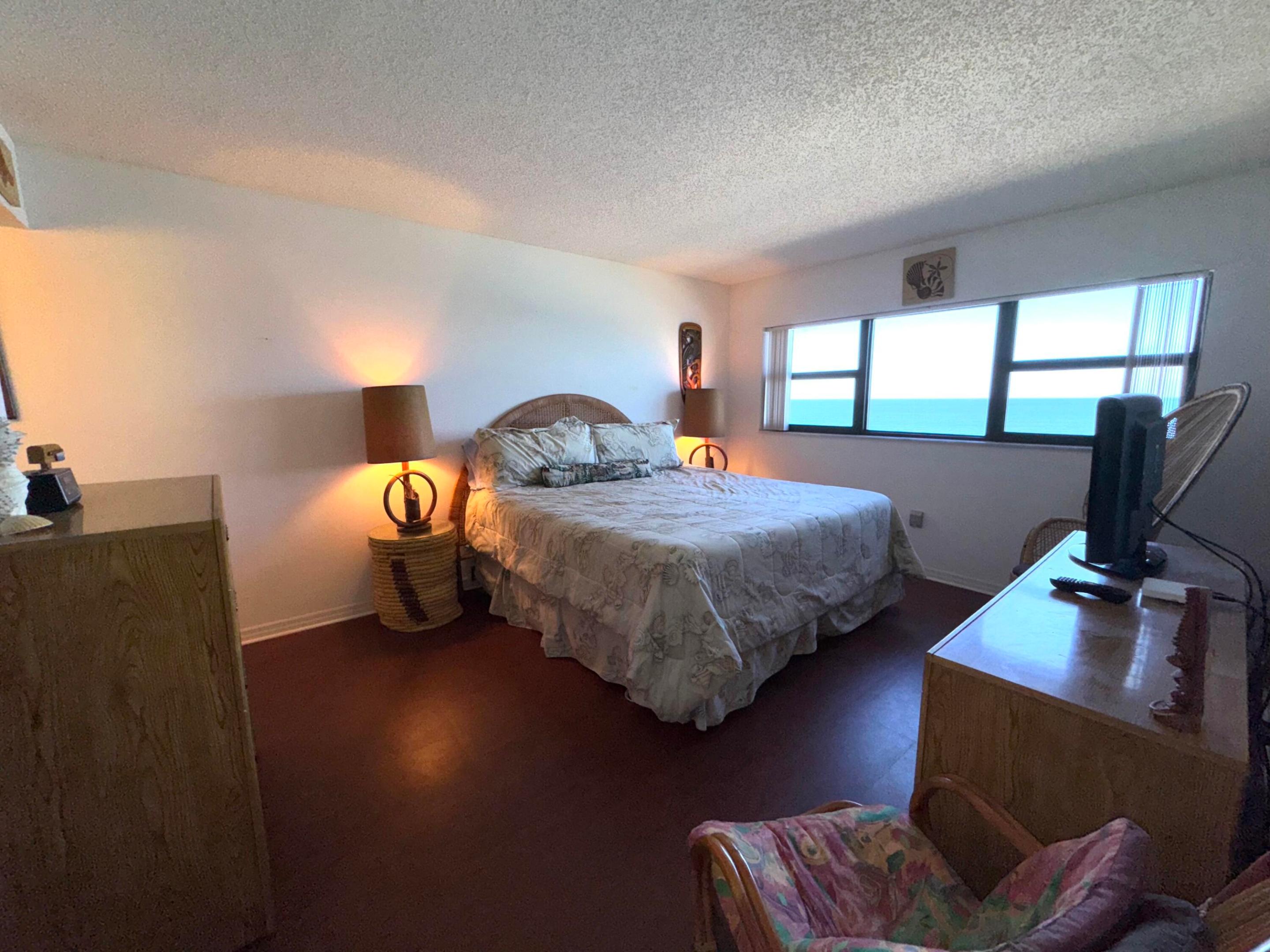 SAND DOLLAR VILLAS CONDOMINIUM B - Residential