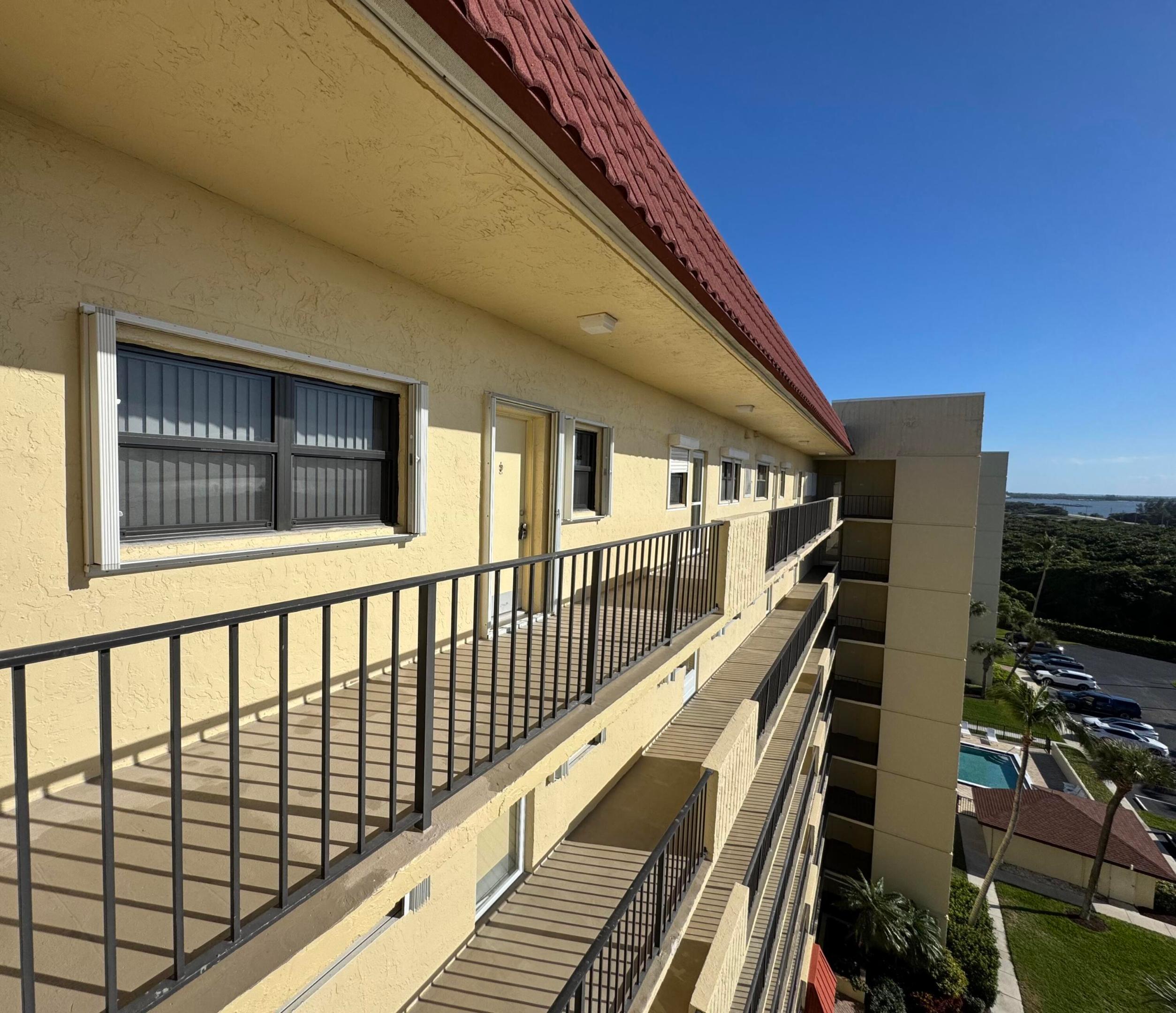 SAND DOLLAR VILLAS CONDOMINIUM B - Residential