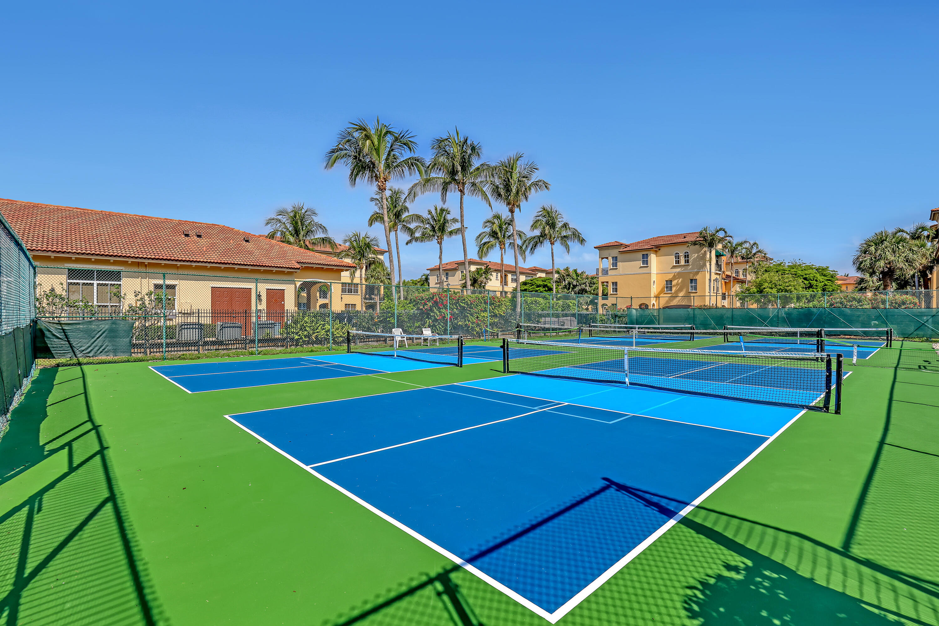 SAND DOLLAR VILLAS CONDOMINIUM B - Residential