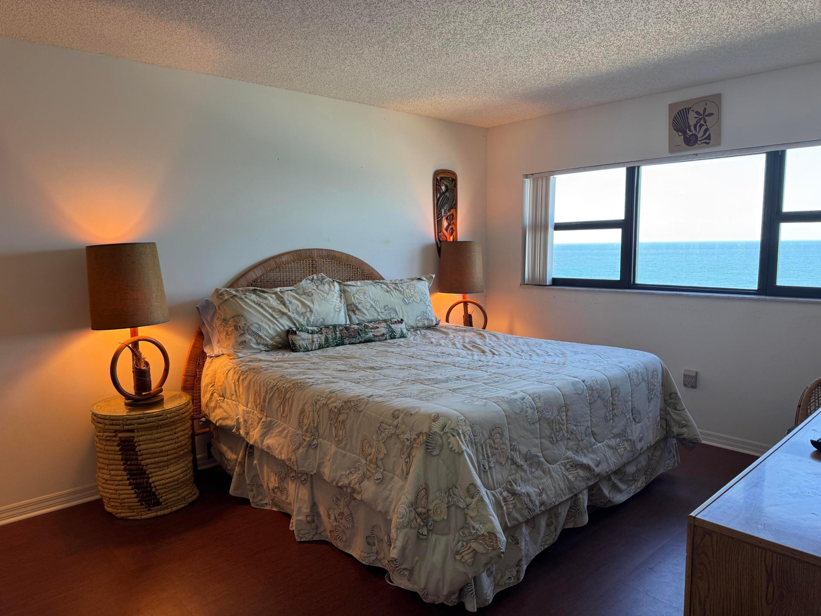 SAND DOLLAR VILLAS CONDOMINIUM B - Residential