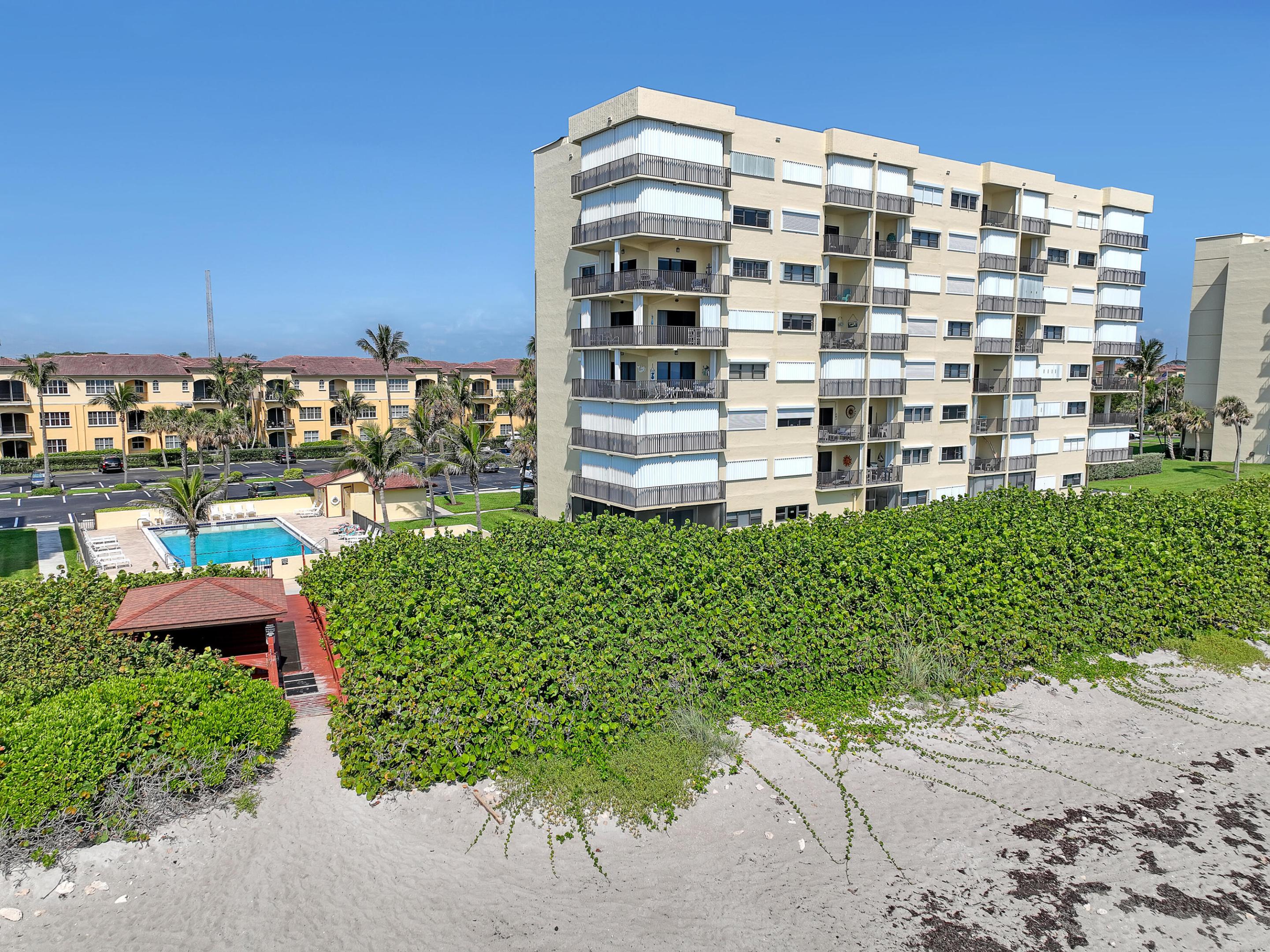 SAND DOLLAR VILLAS CONDOMINIUM B - Residential