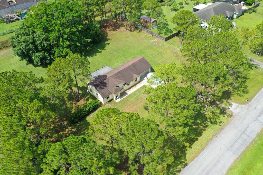 Photo of 17272 88th Road N, Loxahatchee, FL 33470 (MLS # B26061006)