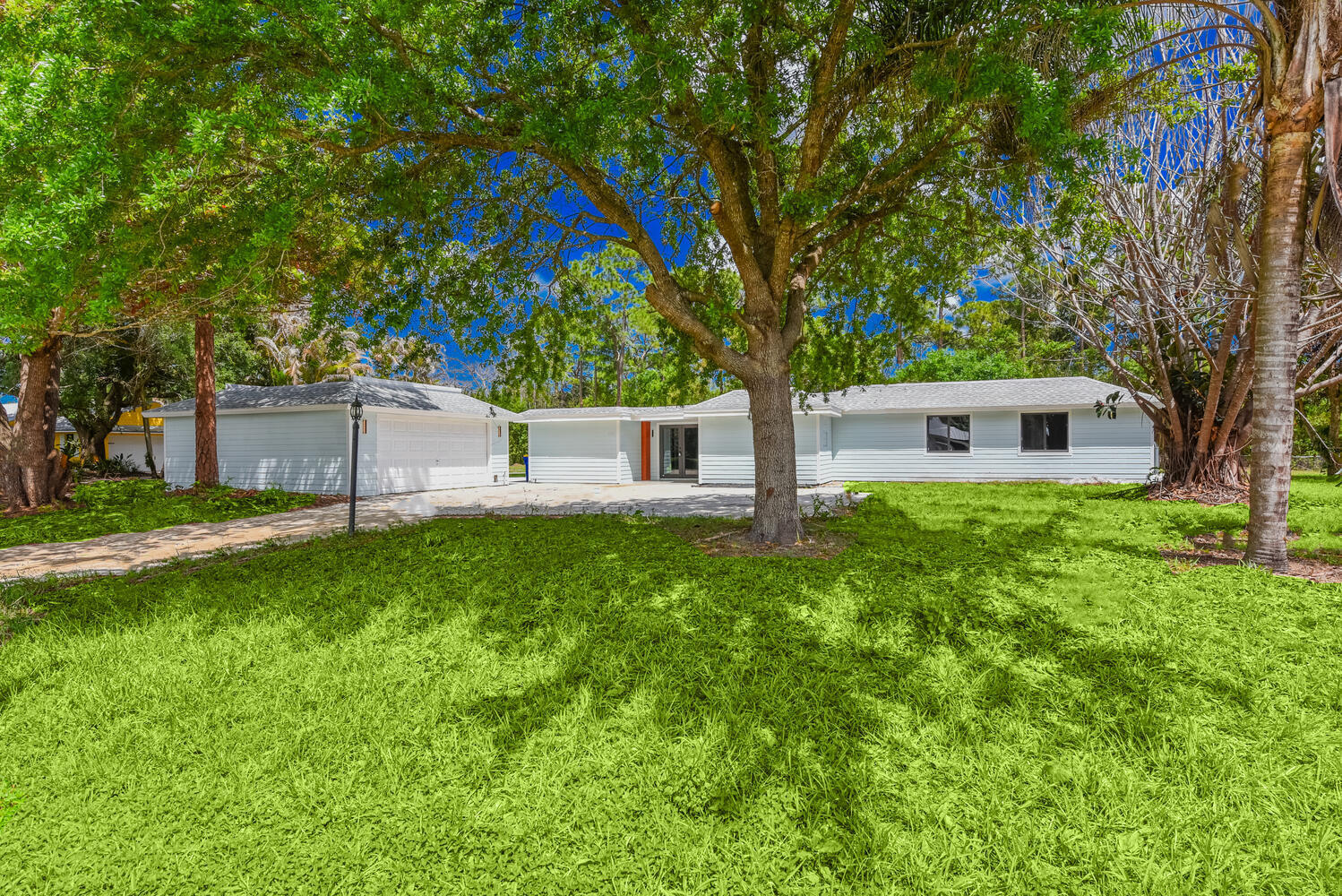 TROPICAL ESTATES - Residential