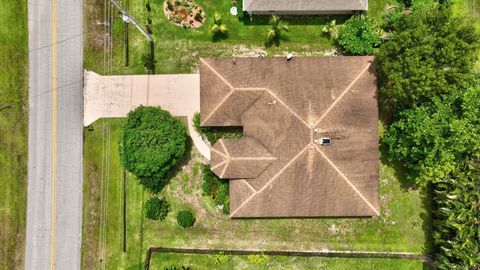 A home in Port St Lucie