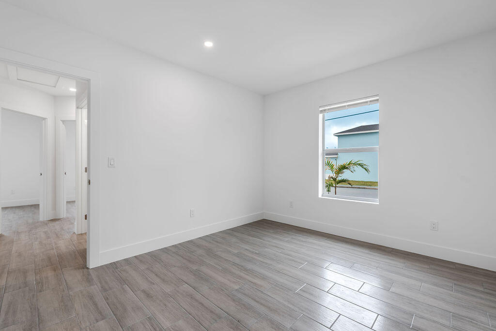 CHERRY HILLS - Residential Lease