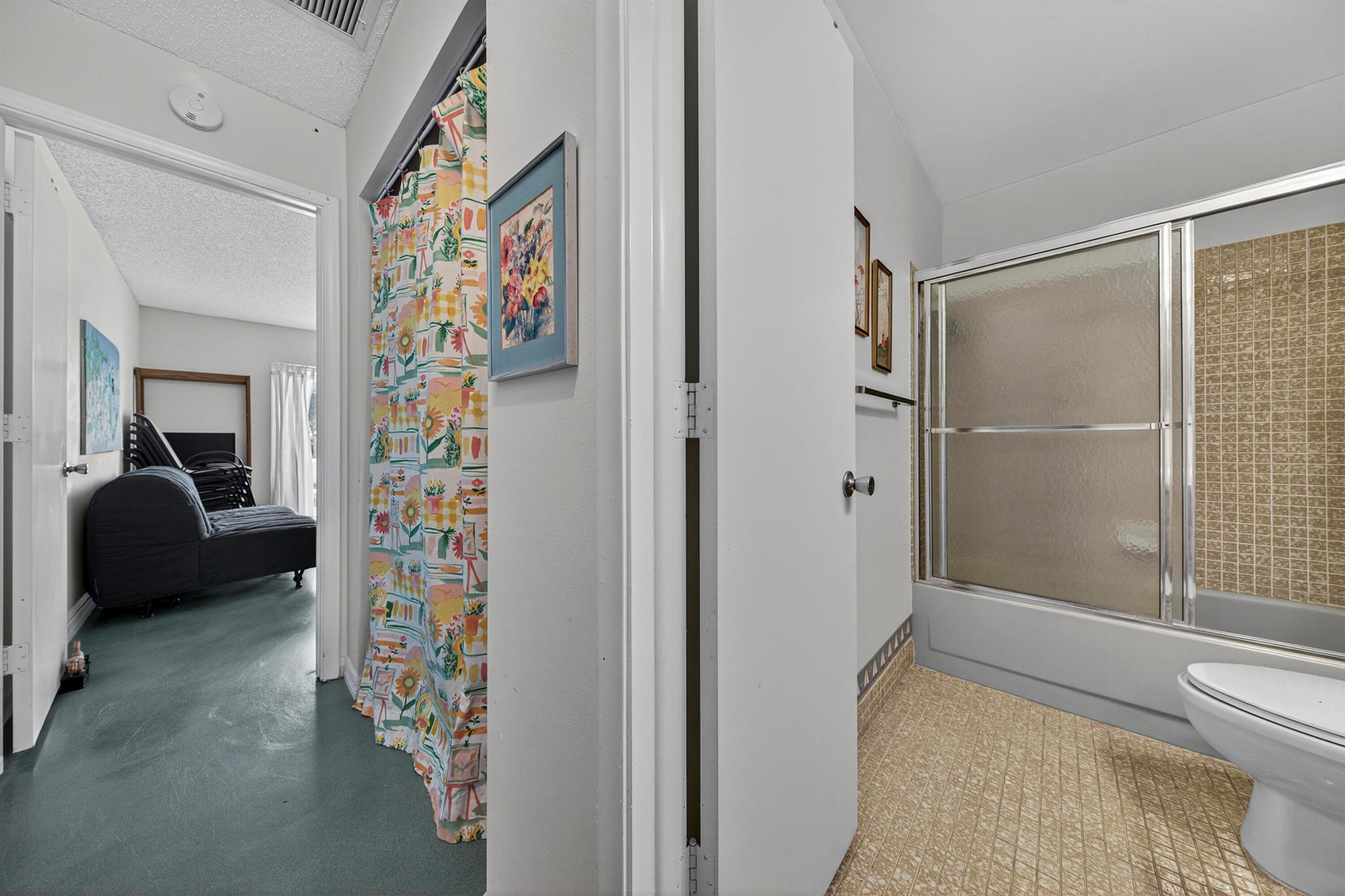 DELRAY VILLAS 1 - Residential