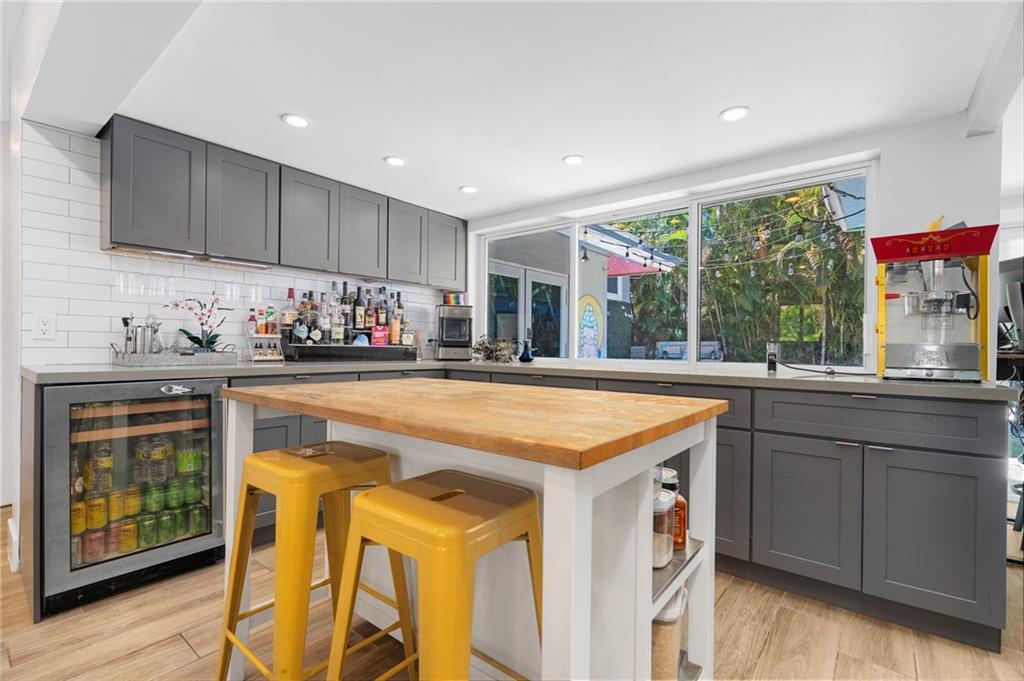 Bel-Air 32-10 B - Residential