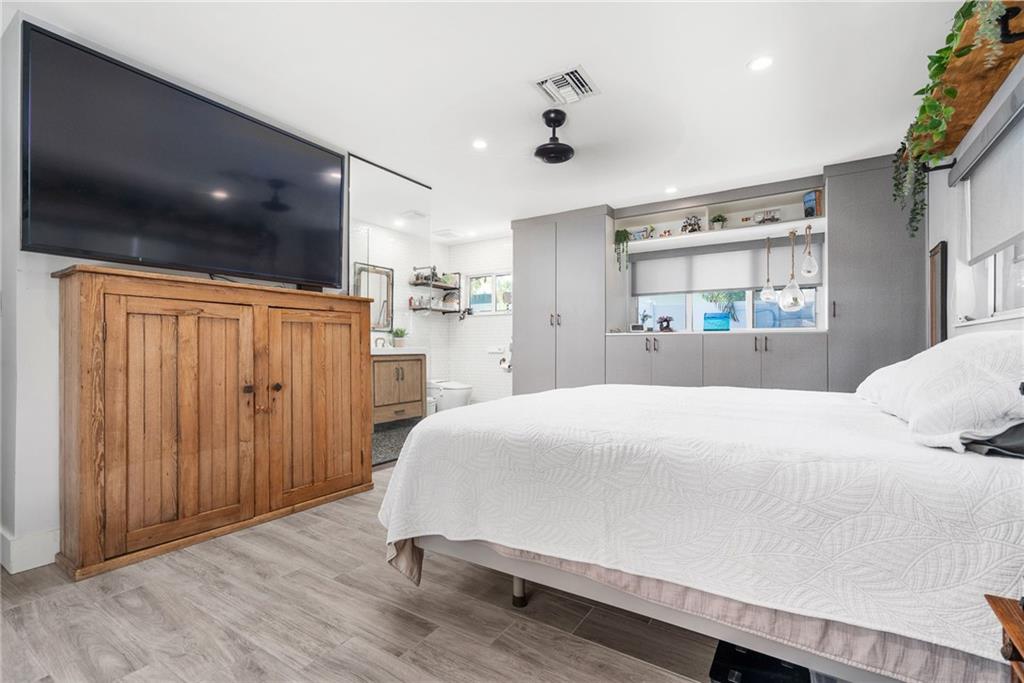 Bel-Air 32-10 B - Residential