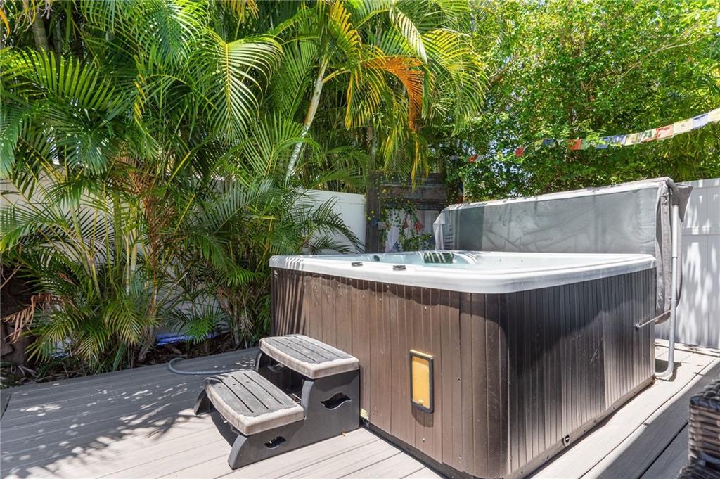 Bel-Air 32-10 B - Residential