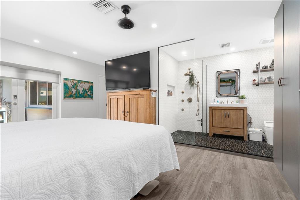 Bel-Air 32-10 B - Residential