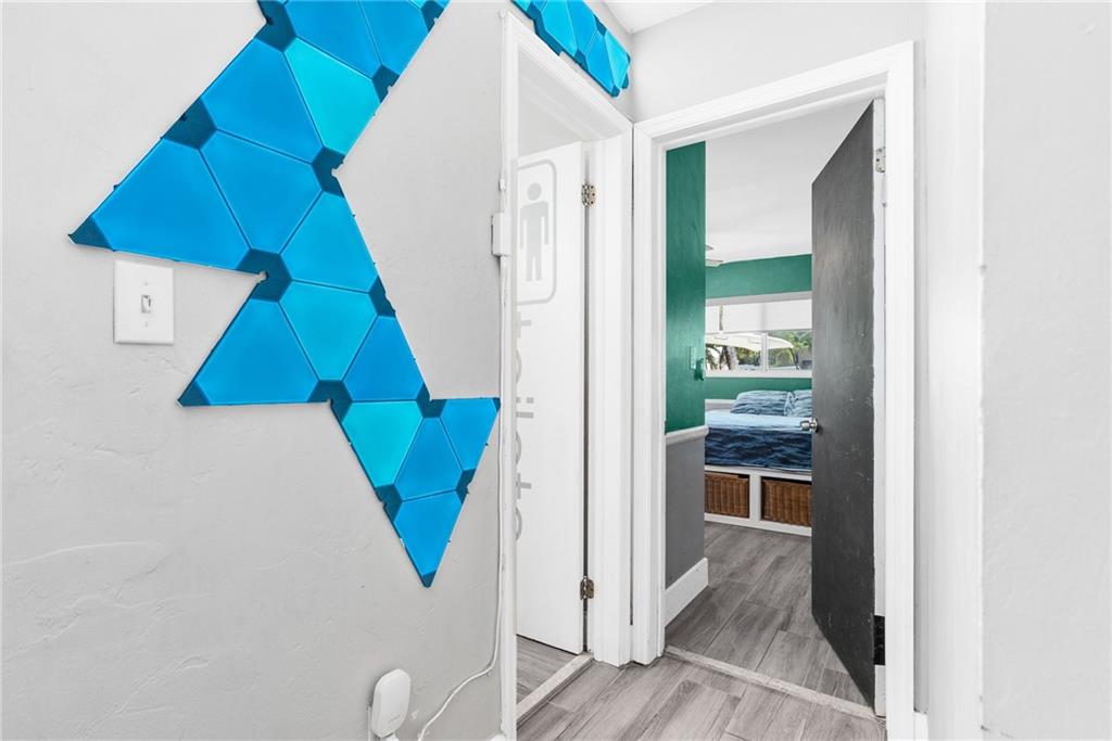 Bel-Air 32-10 B - Residential