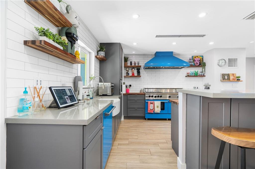 Bel-Air 32-10 B - Residential