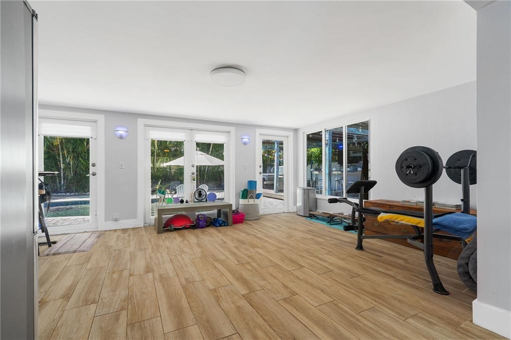 Bel-Air 32-10 B - Residential