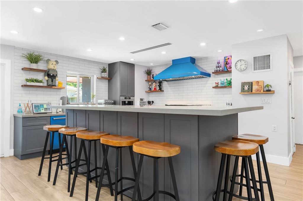 Bel-Air 32-10 B - Residential