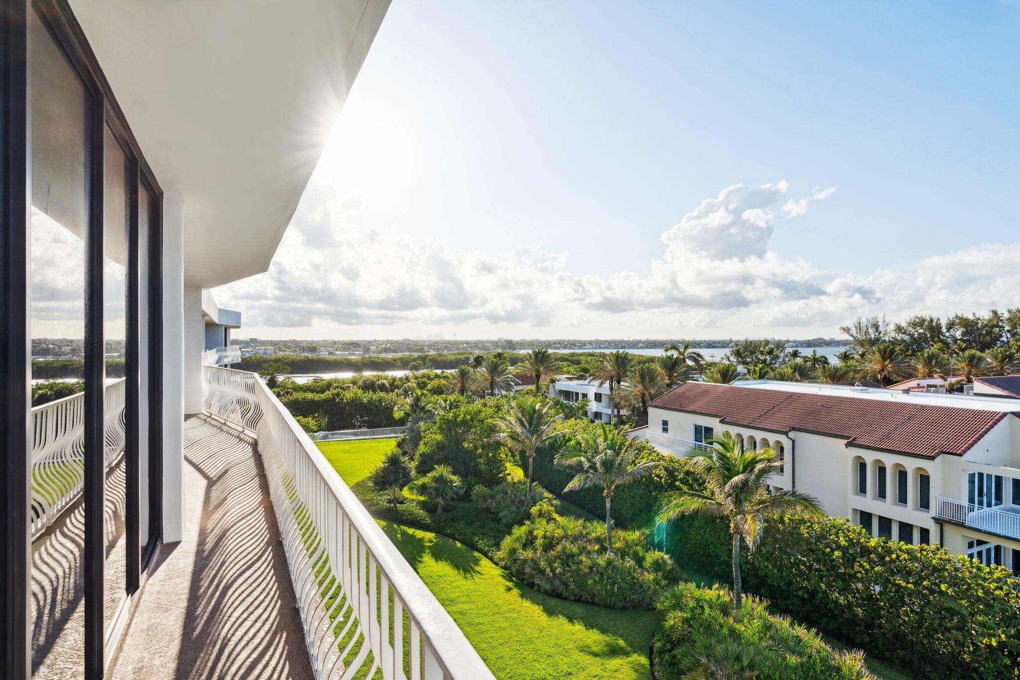 TWO THOUSAND CONDO - Residential