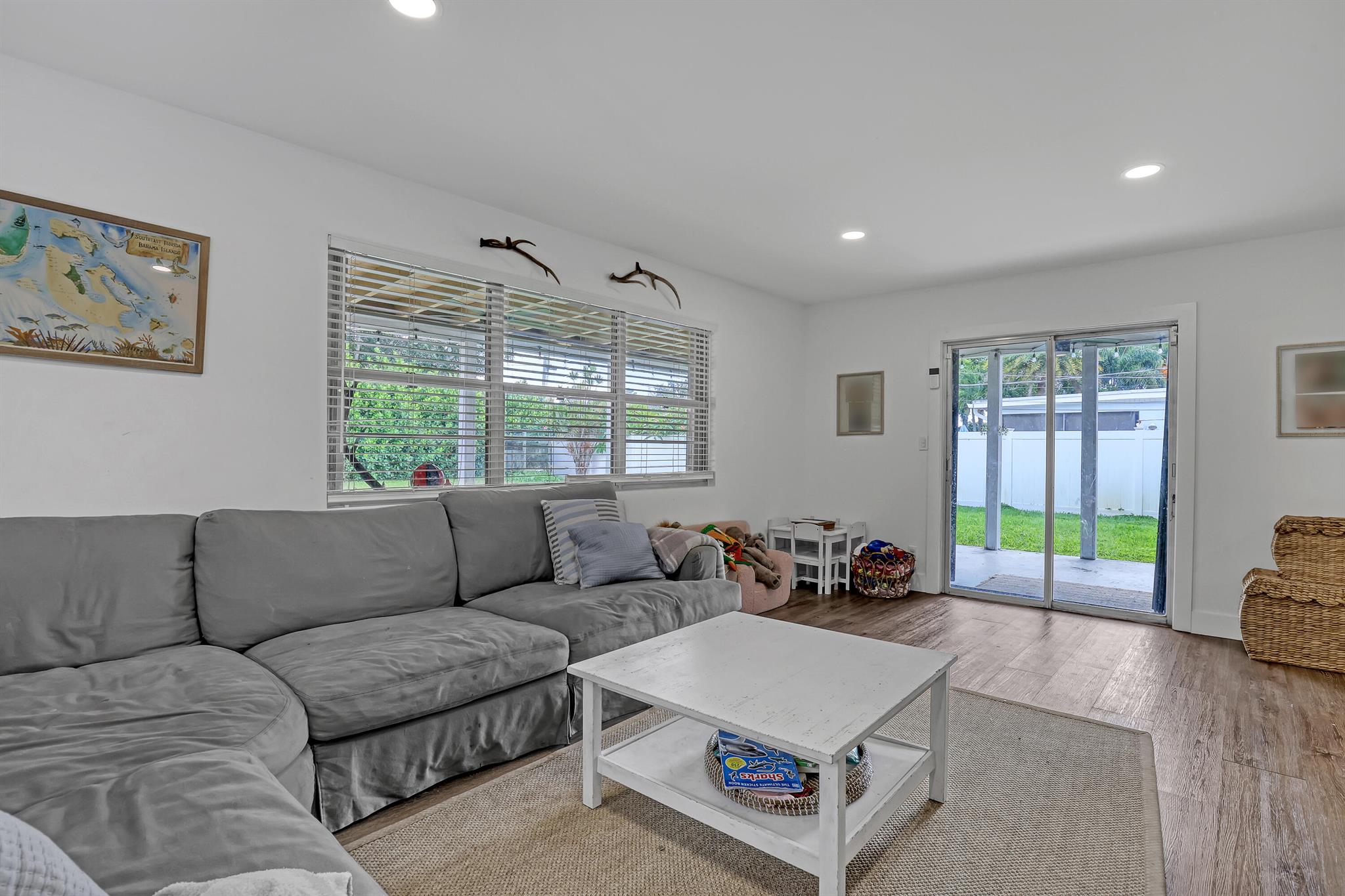 LAKE CLARKE HEIGHTS - Residential