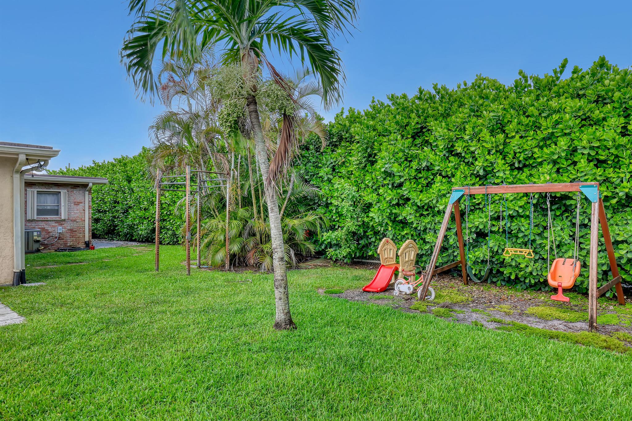 LAKE CLARKE HEIGHTS - Residential