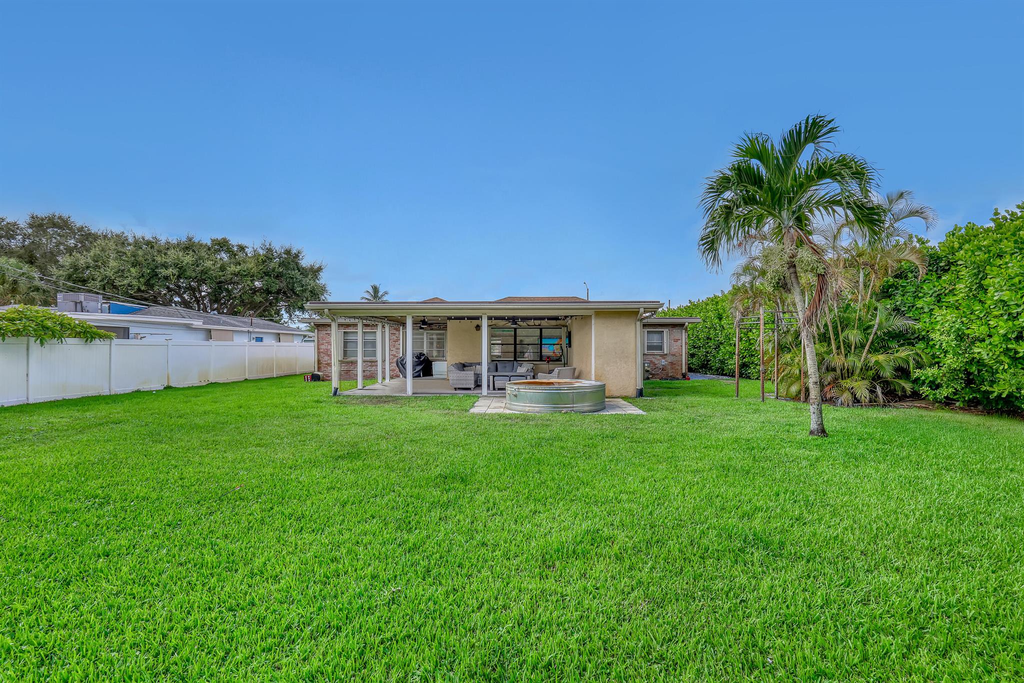 LAKE CLARKE HEIGHTS - Residential