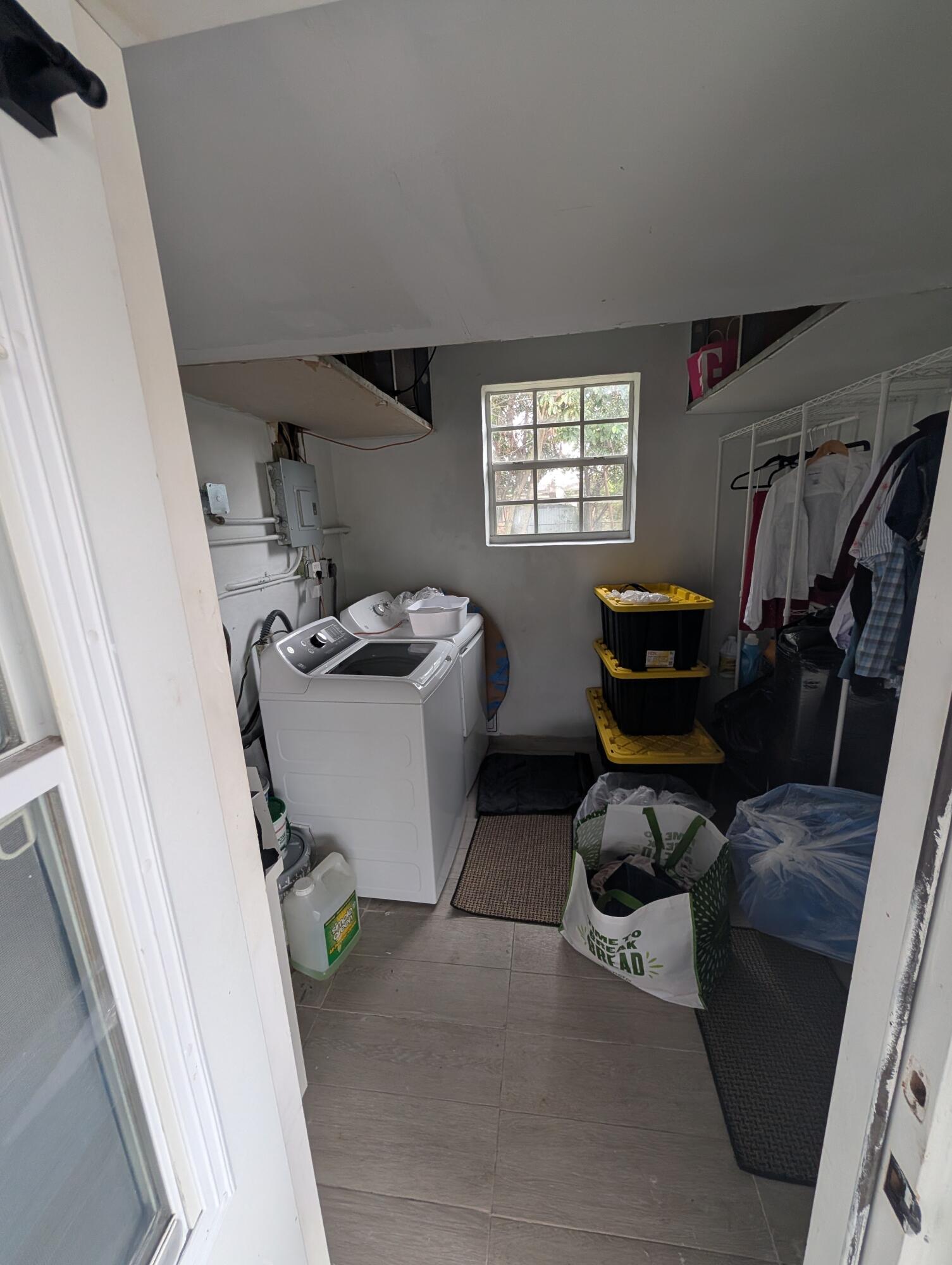 WELWYN MANOR - Residential