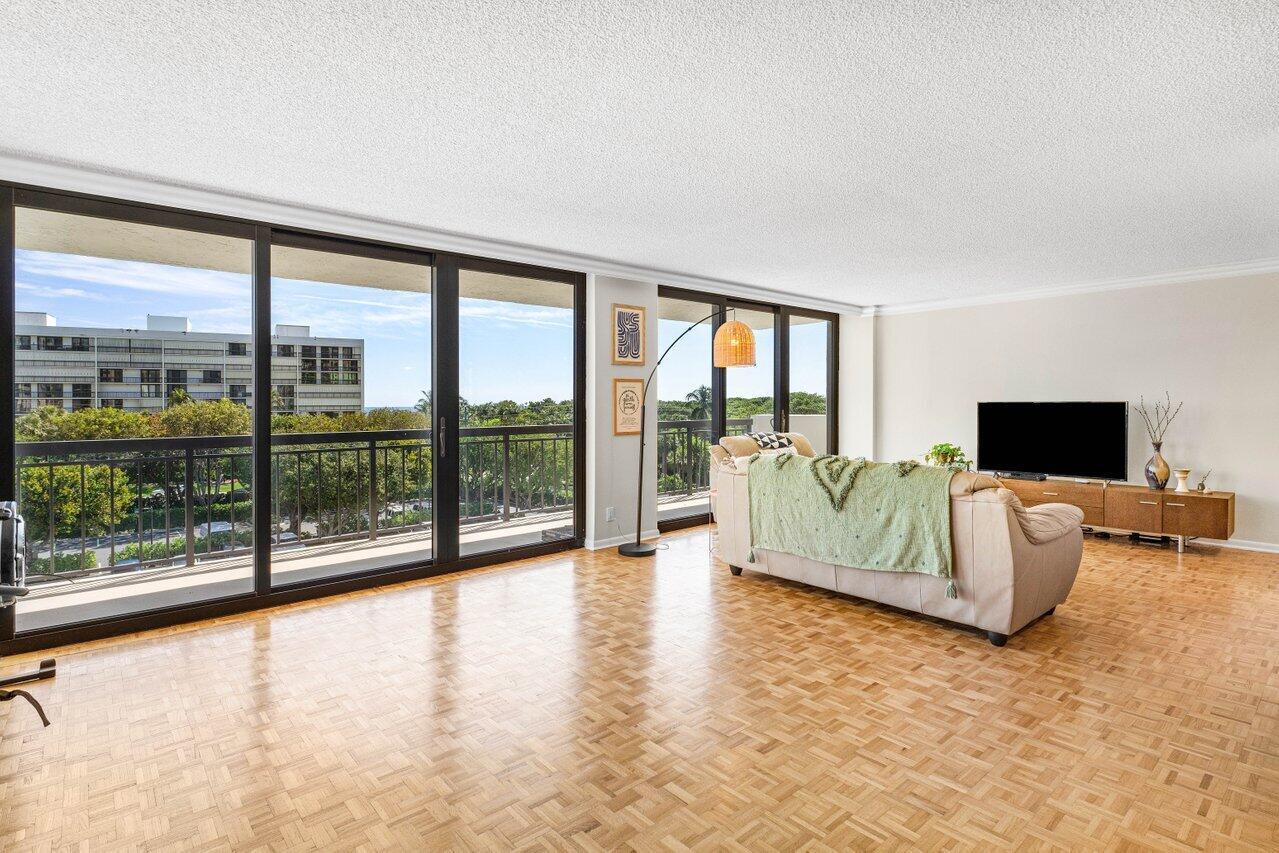 2001 N Ocean Boulevard 502