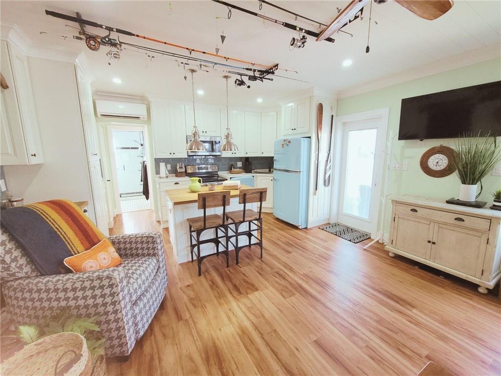 Oasis Surfside Condo - Residential