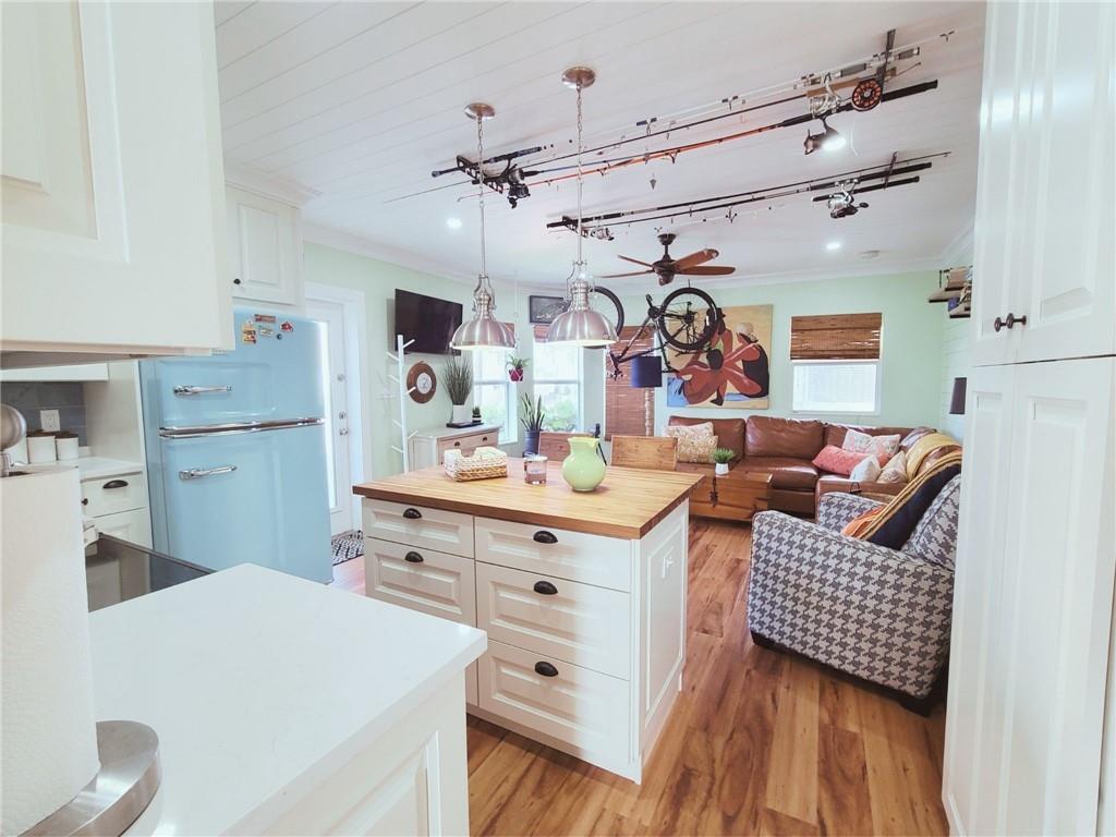 Oasis Surfside Condo - Residential