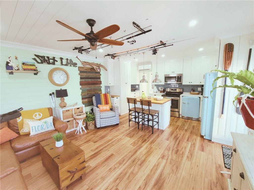 Oasis Surfside Condo - Residential