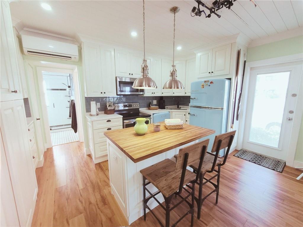 Oasis Surfside Condo - Residential