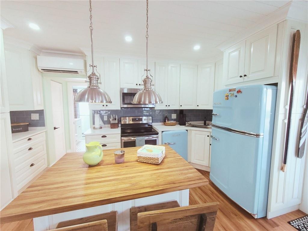 Oasis Surfside Condo - Residential