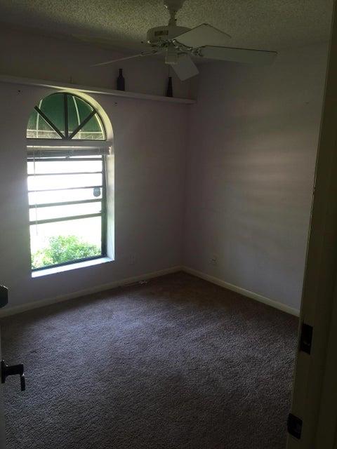 BOCA LANE - Residential Lease