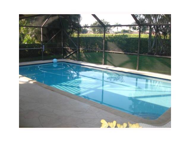 BOCA LANE - Residential Lease