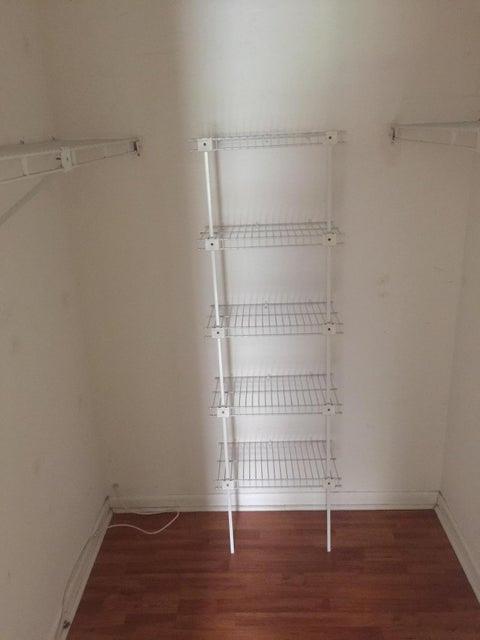 BOCA LANE - Residential Lease