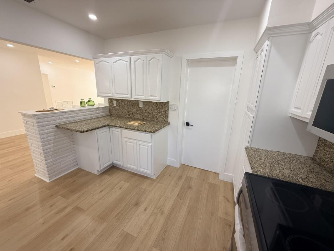 Orangebrook Golf Ests - Residential