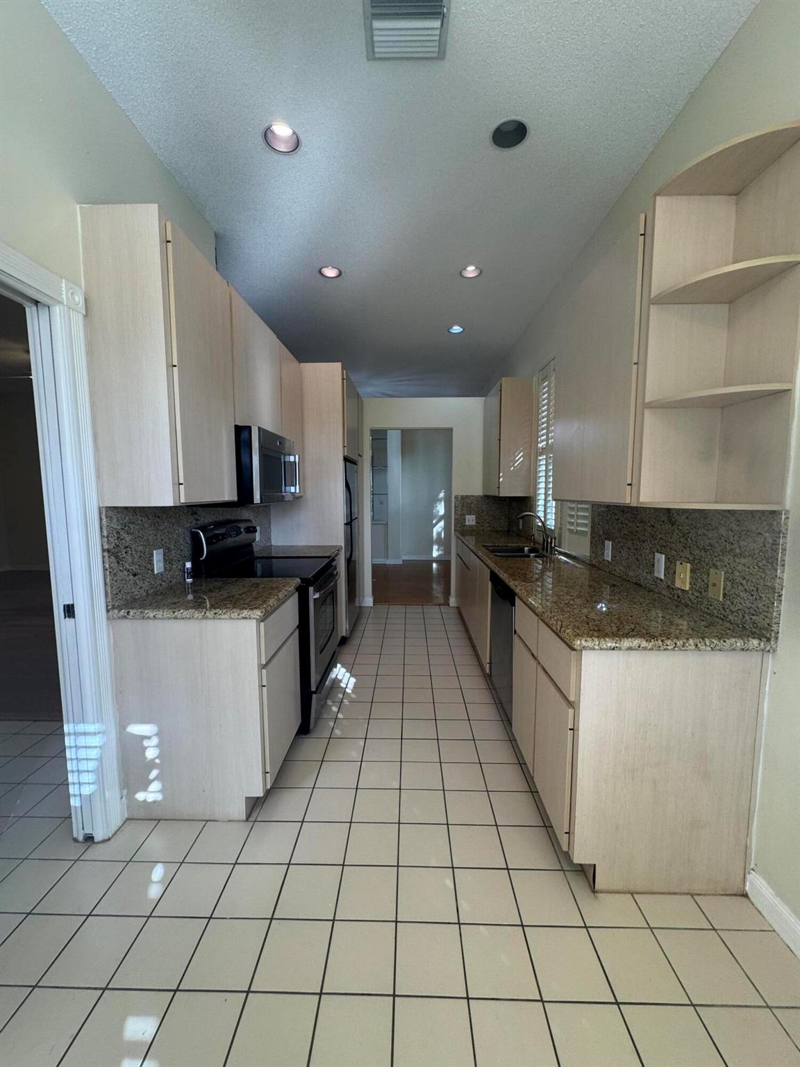 BEAR ISLAND - Residential Lease