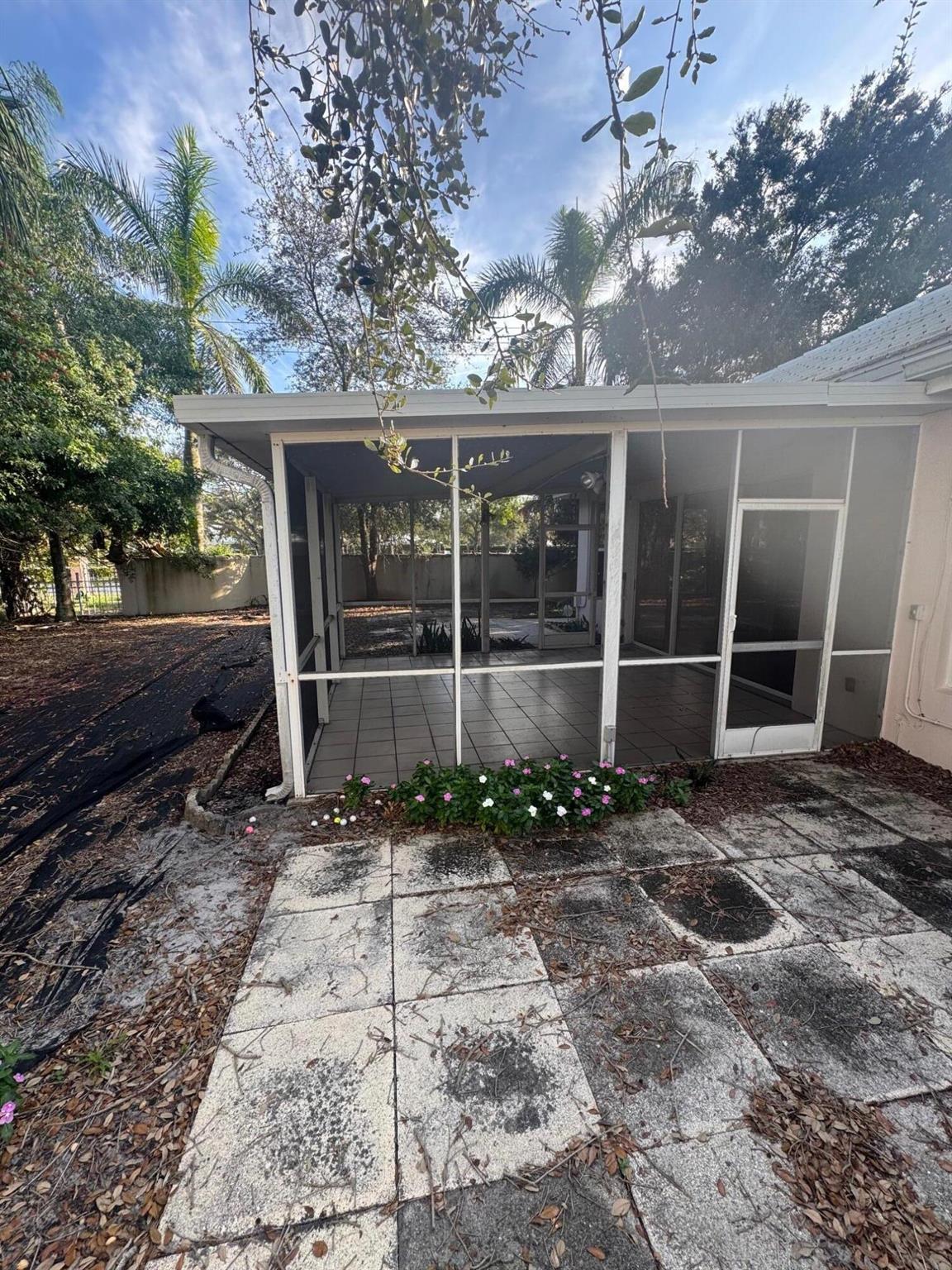 BEAR ISLAND - Residential Lease