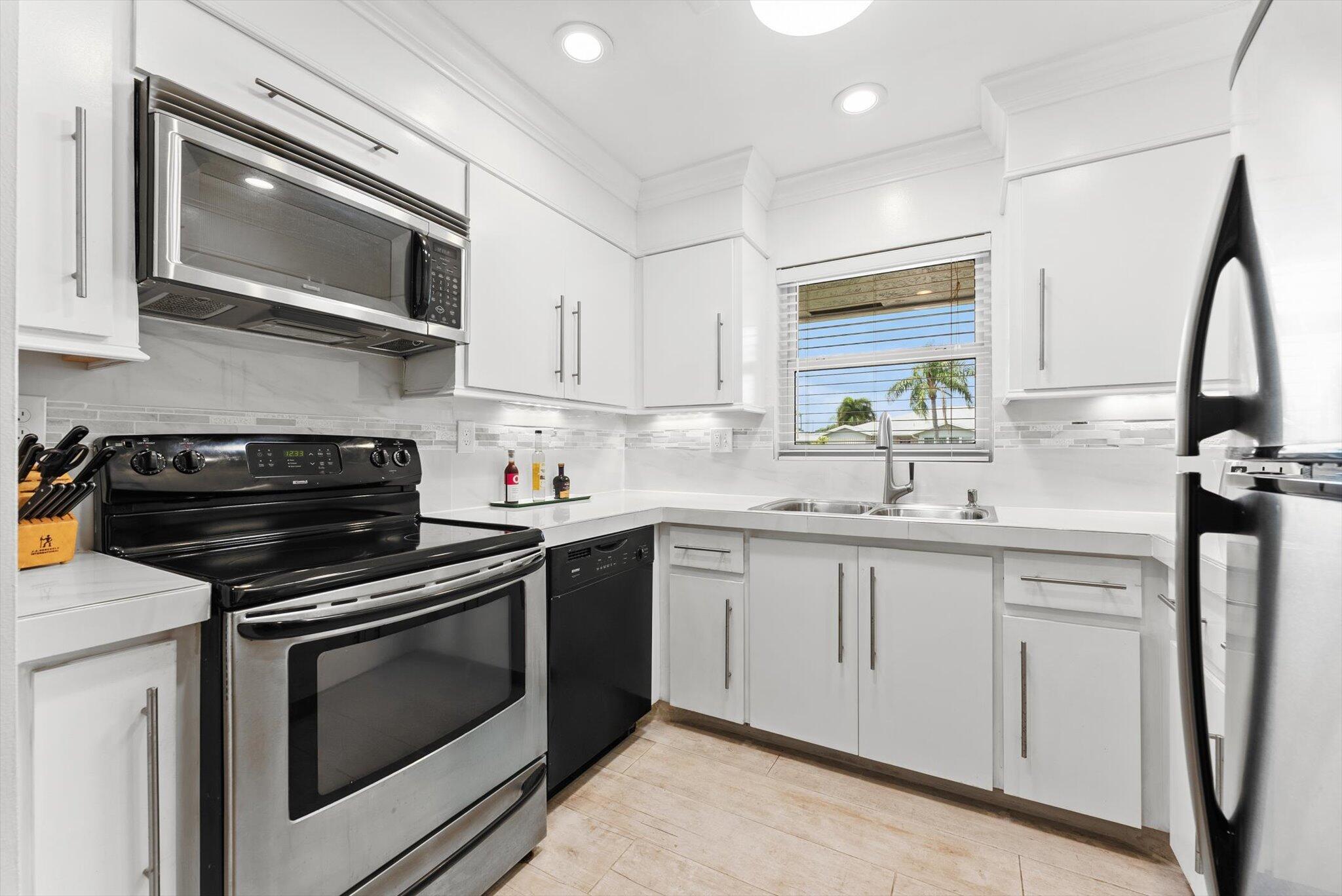 HIGH POINT OF DELRAY WEST - Residential