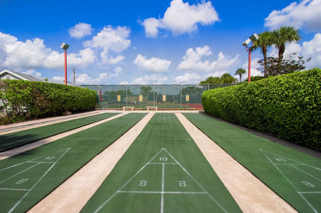 GOLDEN LAKES CONDO - Residential