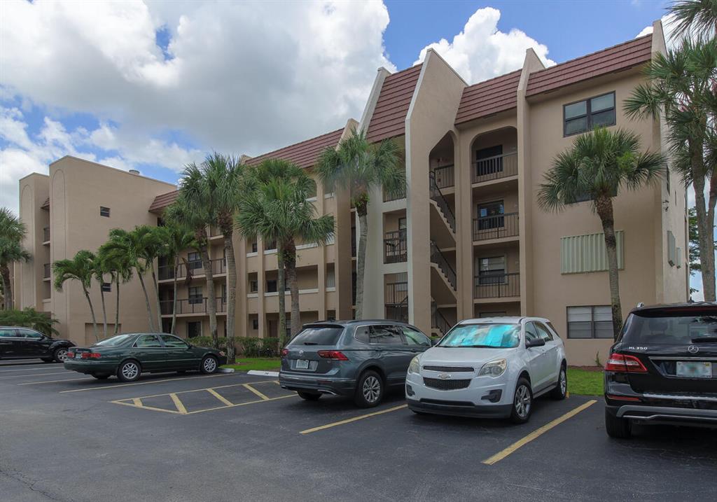 GOLDEN LAKES CONDO - Residential