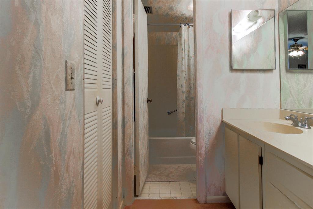 GOLDEN LAKES CONDO - Residential