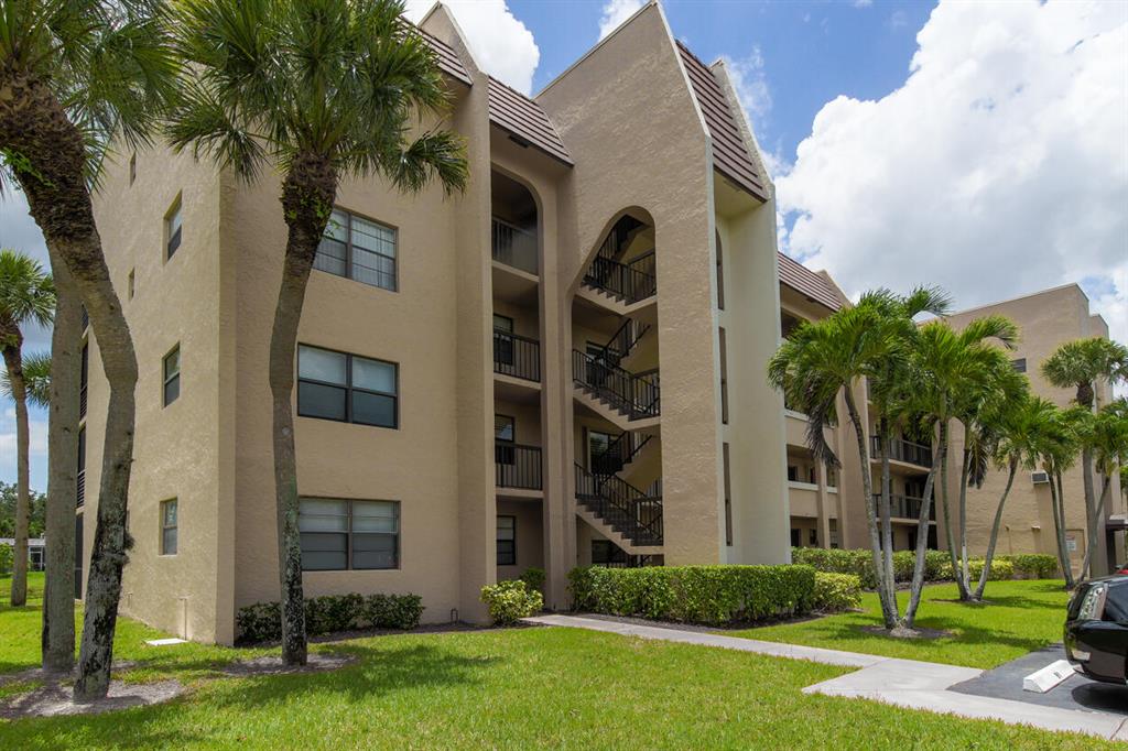 GOLDEN LAKES CONDO - Residential